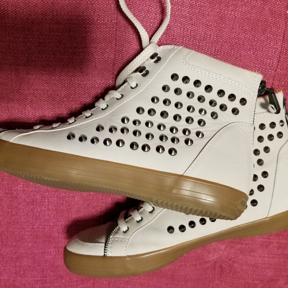 Rebecca Minkoff size 9 cream leather high-tops